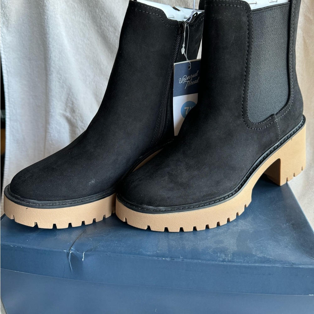 Universal Thread Black Suede Heeled Boots